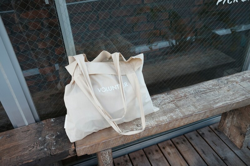 Canvas shopping bag